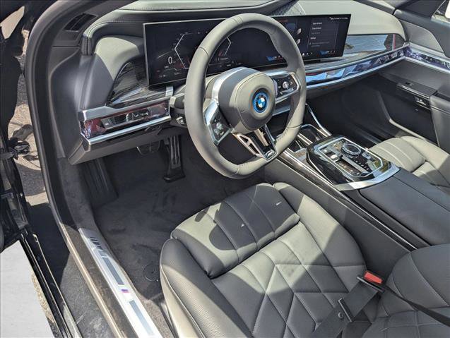 New 2026 BMW i7 xDrive60 w/ Executive Package AWD/4WD image 3