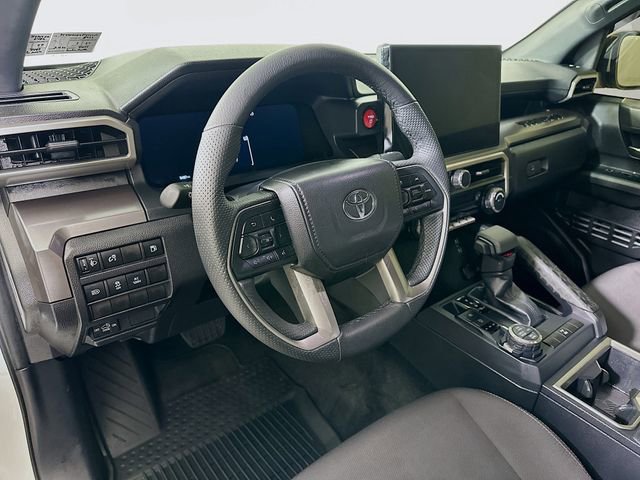 Used 2025 Toyota Tacoma TRD Off-Road image 10
