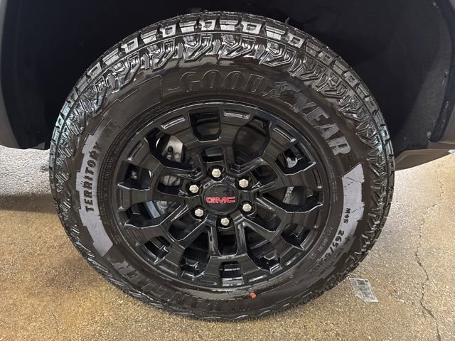 New 2026 GMC Canyon Elevation image 9