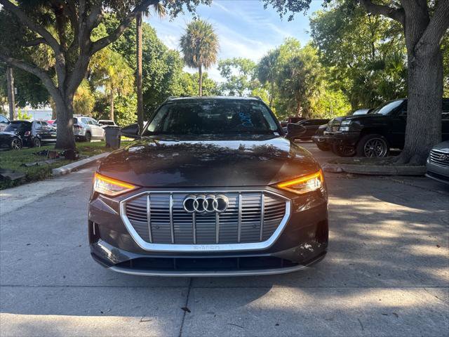 Used 2019 Audi e-tron Premium Plus AWD/4WD image 3