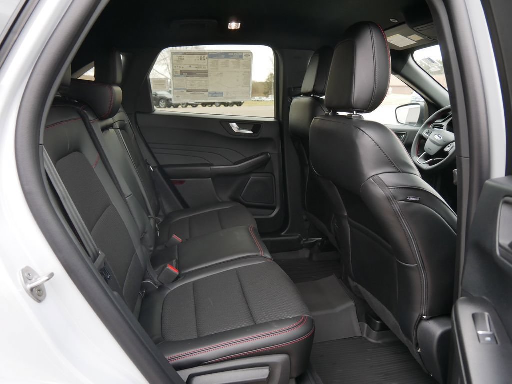 New 2026 Ford Escape ST-Line w/ Tech Pack #1 AWD/4WD image 12