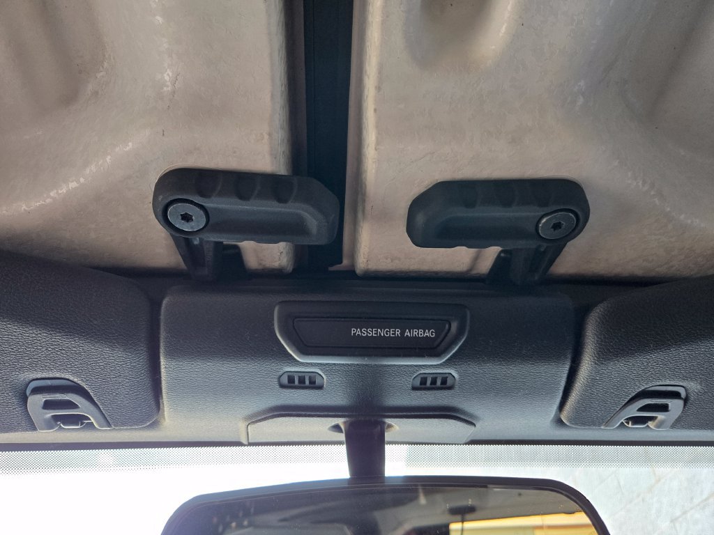 Used 2019 Jeep Wrangler Sport AWD/4WD image 23