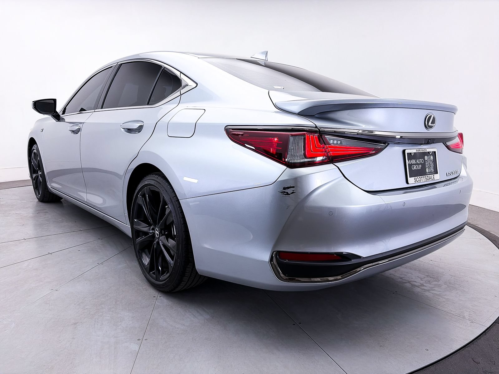 Used 2024 Lexus ES 300h F Sport FWD image 19