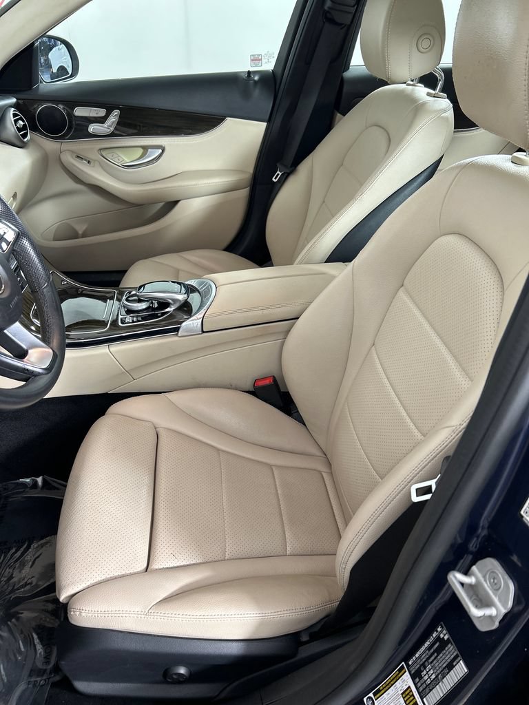 Used 2016 Mercedes-Benz C 300 4MATIC Sedan image 11