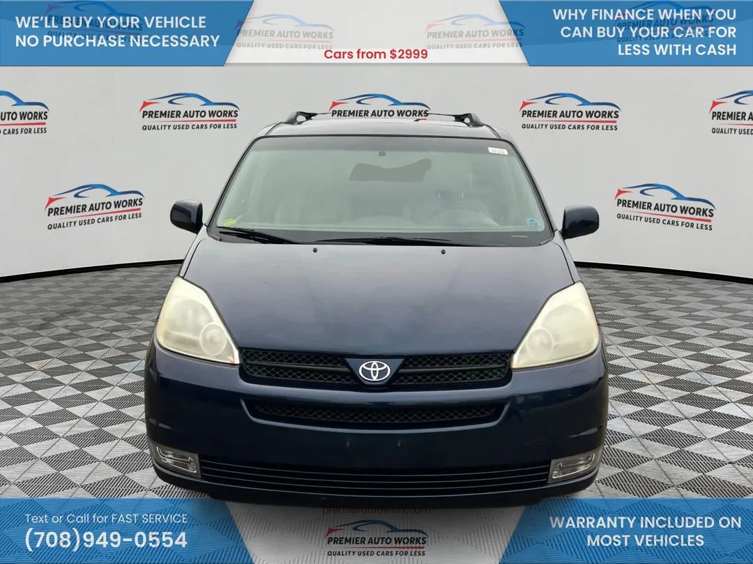 Used 2005 Toyota Sienna XLE image 2