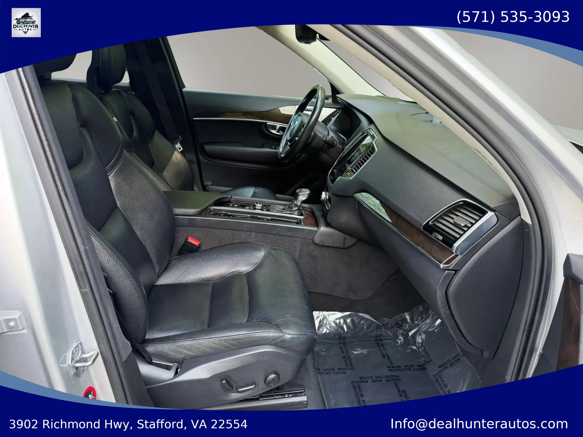Used 2016 Volvo XC90 T6 Momentum w/ Momentum Plus Package AWD/4WD image 10