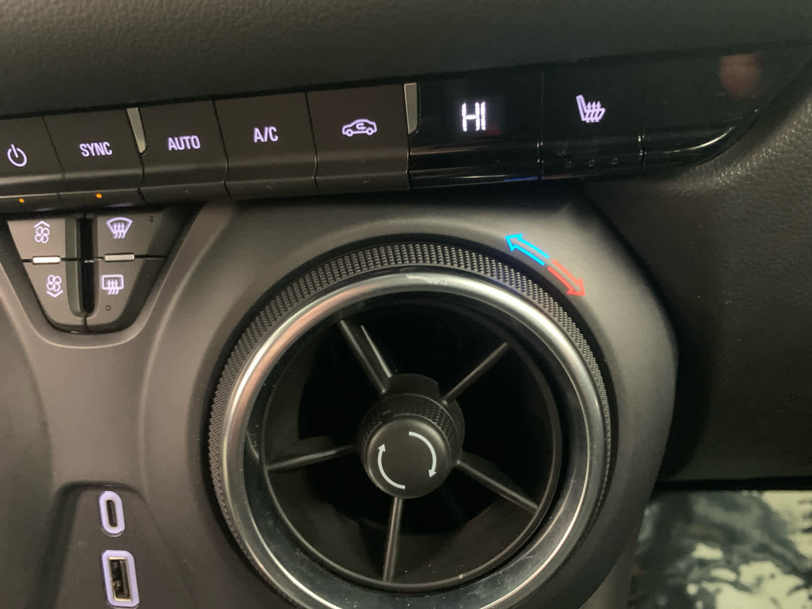 Used 2023 Chevrolet Blazer LT w/ Convenience Package image 32