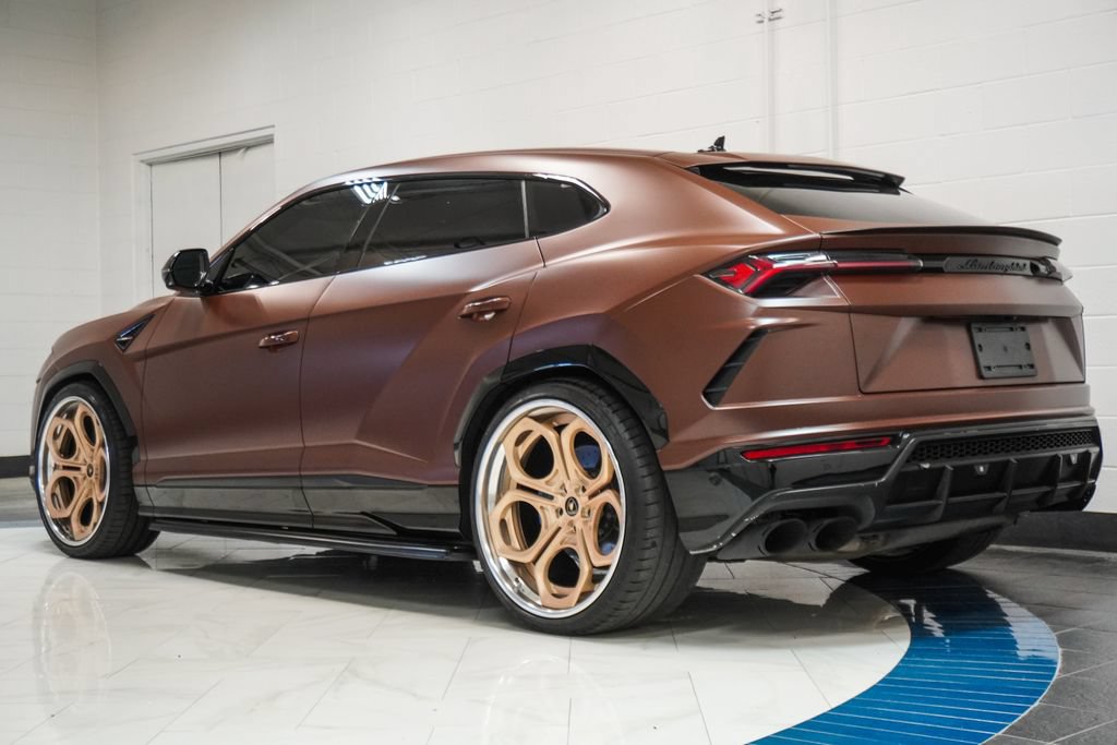 Used 2019 Lamborghini Urus AWD/4WD image 38