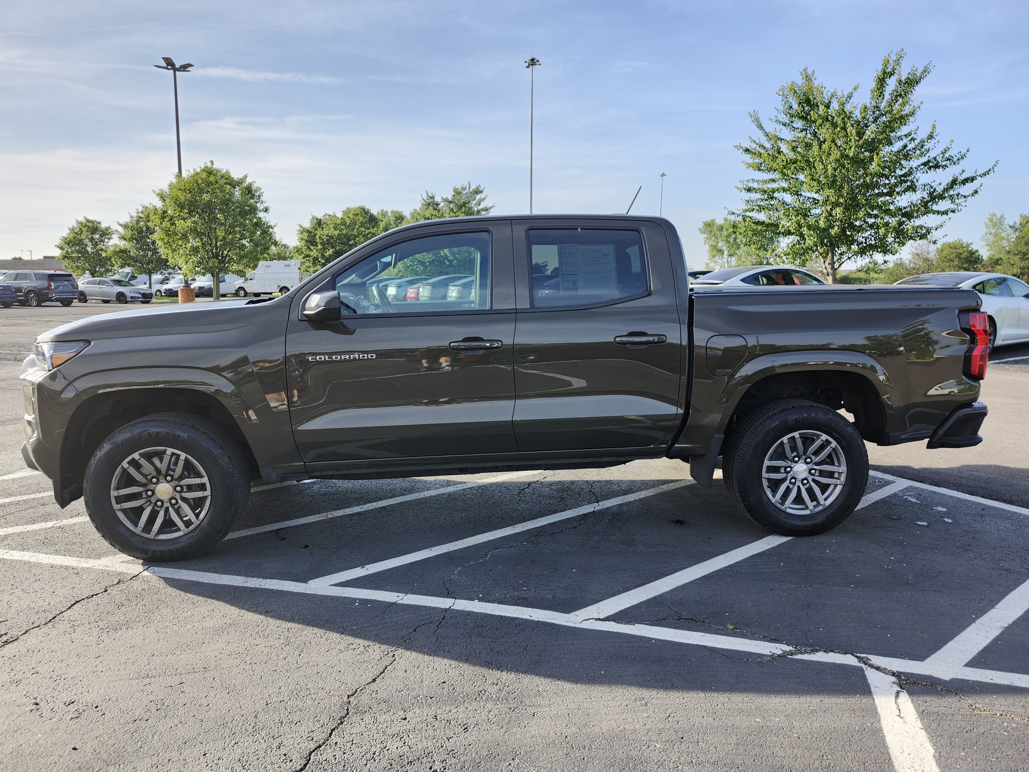 Used 2023 Chevrolet Colorado LT w/ LT Convenience Package II RWD image 15
