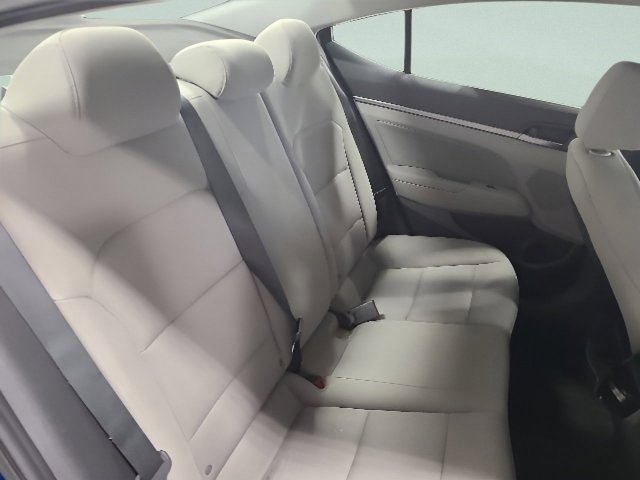 Used 2018 Hyundai Elantra SEL FWD image 13