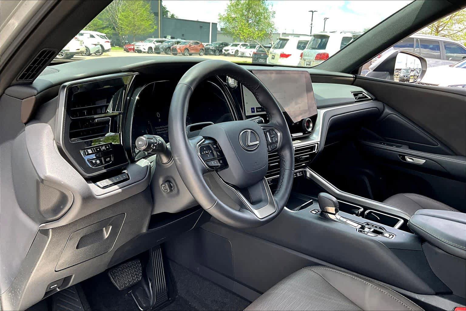 Used 2025 Lexus TX 350 AWD w/ Technology Package image 15