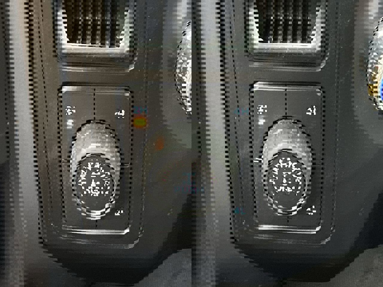 Used 2021 Ford F150 XLT w/ Equipment Group 301A Mid AWD/4WD image 17