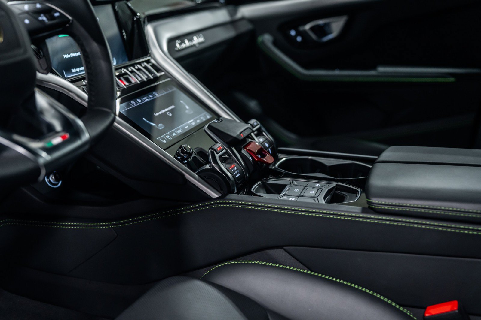Used 2023 Lamborghini Urus S AWD/4WD image 21