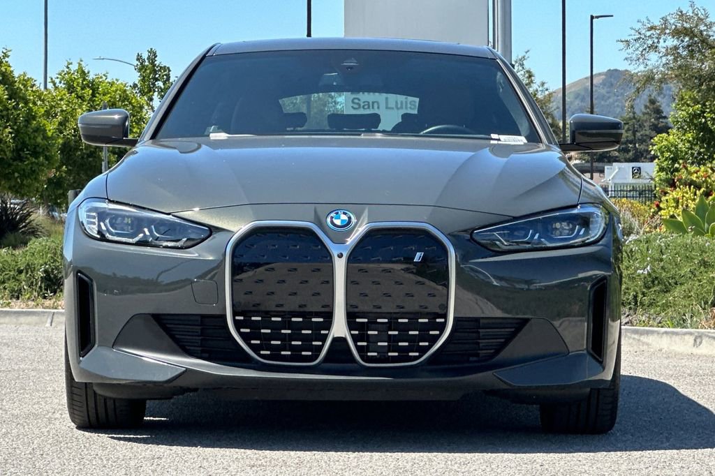 Used 2023 BMW i4 eDrive35 w/ Premium Package RWD image 8