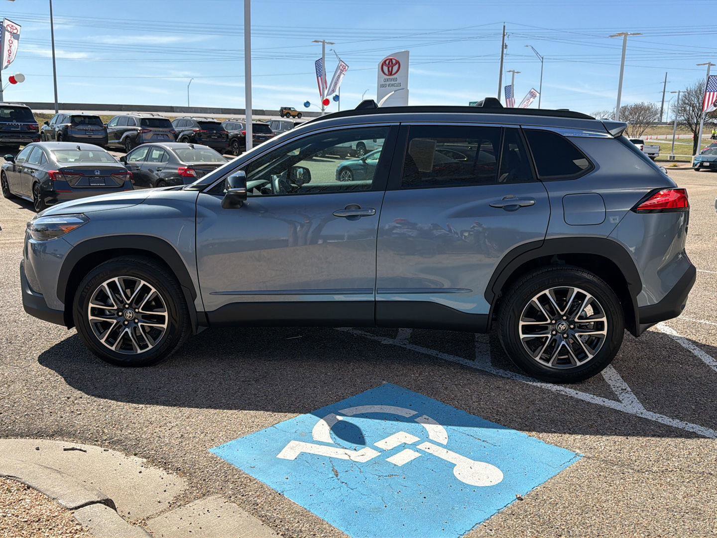 Certified 2026 Toyota Corolla Cross XLE w/ Convenience Package image 6