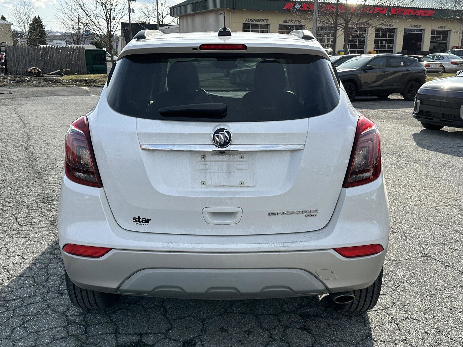 Used 2020 Buick Encore Preferred image 7