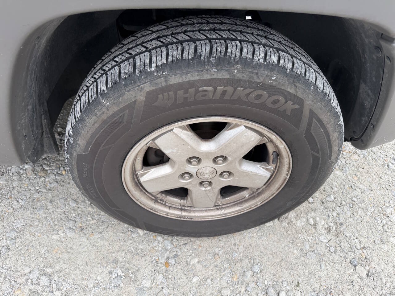 Used 2006 Jeep Liberty Sport AWD/4WD image 12