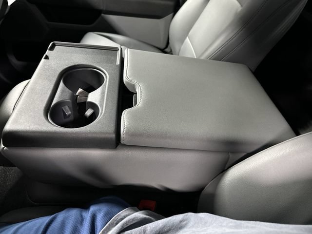 New 2023 Ford F550 4x4 Regular Cab Super Duty image 39