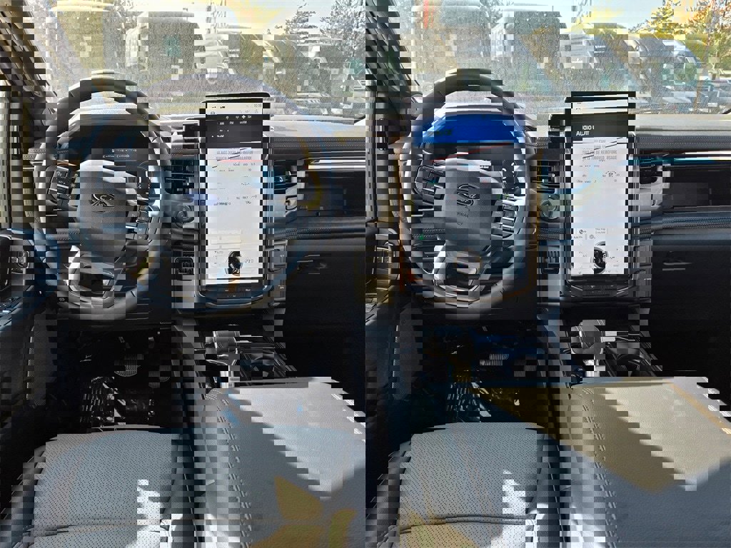 New 2025 Ford F150 Lightning Lariat image 10