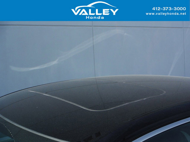 Certified 2024 Honda Civic Touring image 3