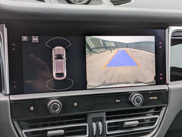 Certified 2023 Porsche Macan image 19