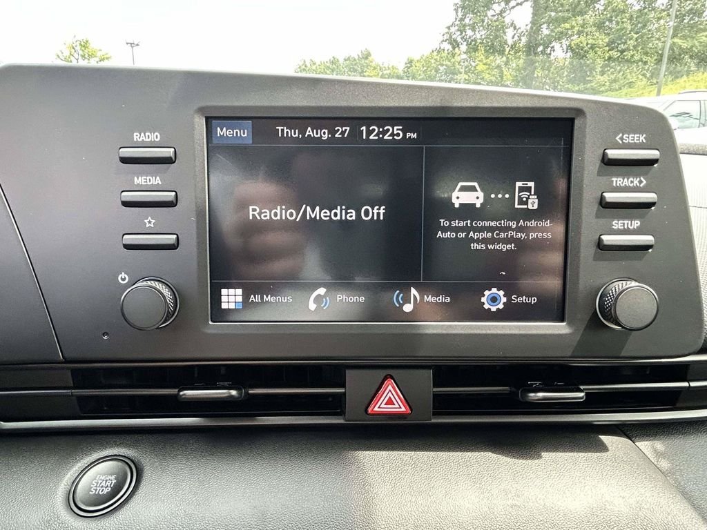 New 2026 Hyundai Elantra SEL Sport FWD image 12
