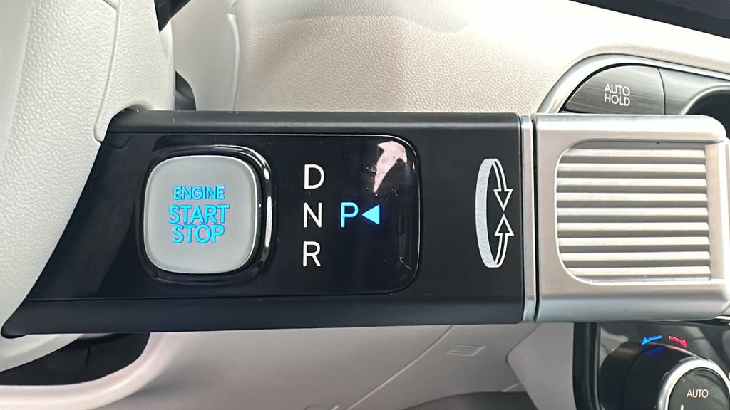 Certified 2026 Hyundai Palisade SEL FWD image 25
