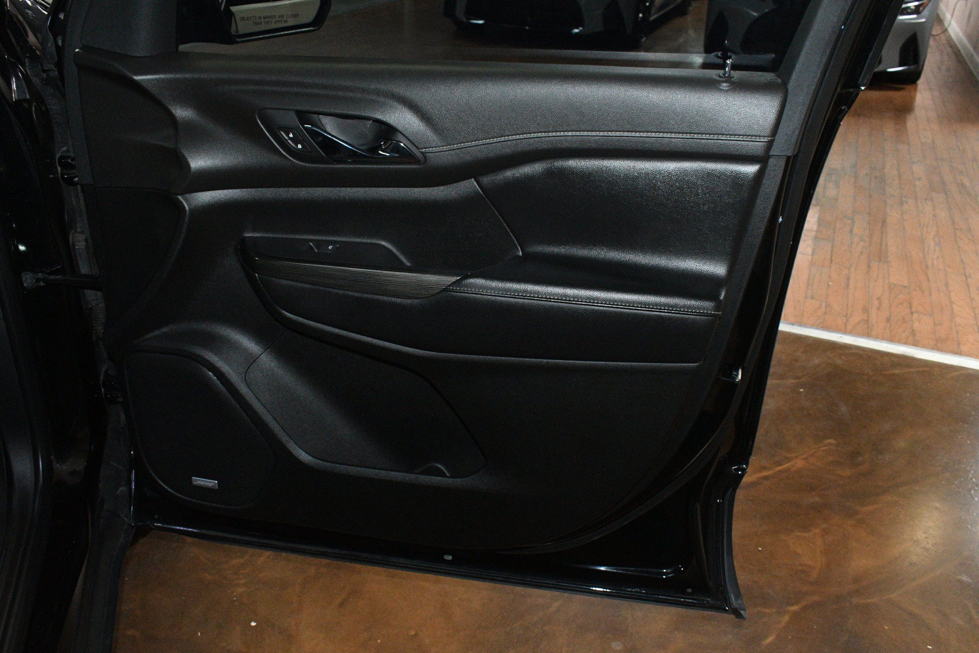 Used 2019 GMC Acadia SLT FWD image 44