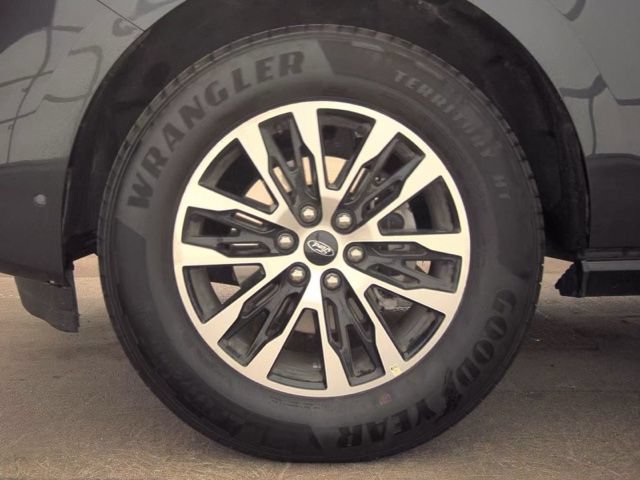 Used 2025 Ford Expedition Platinum AWD/4WD image 20