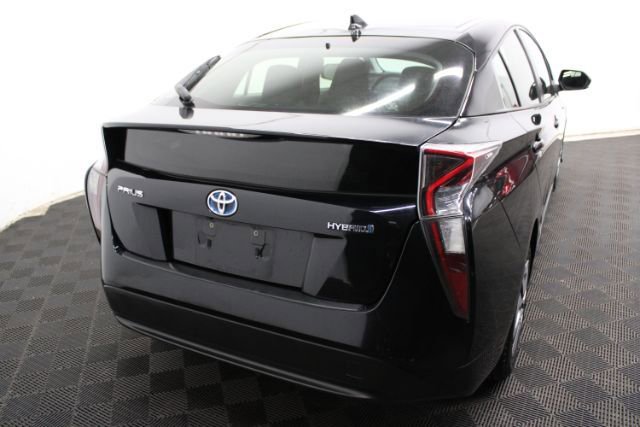 Used 2016 Toyota Prius Three image 6