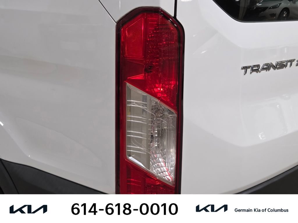 Used 2016 Ford Transit 250 130 Low Roof w/ Exterior Upgrade Package RWD image 16