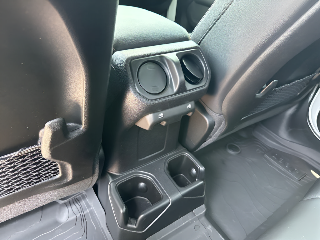 New 2026 Jeep Gladiator Sport AWD/4WD image 31