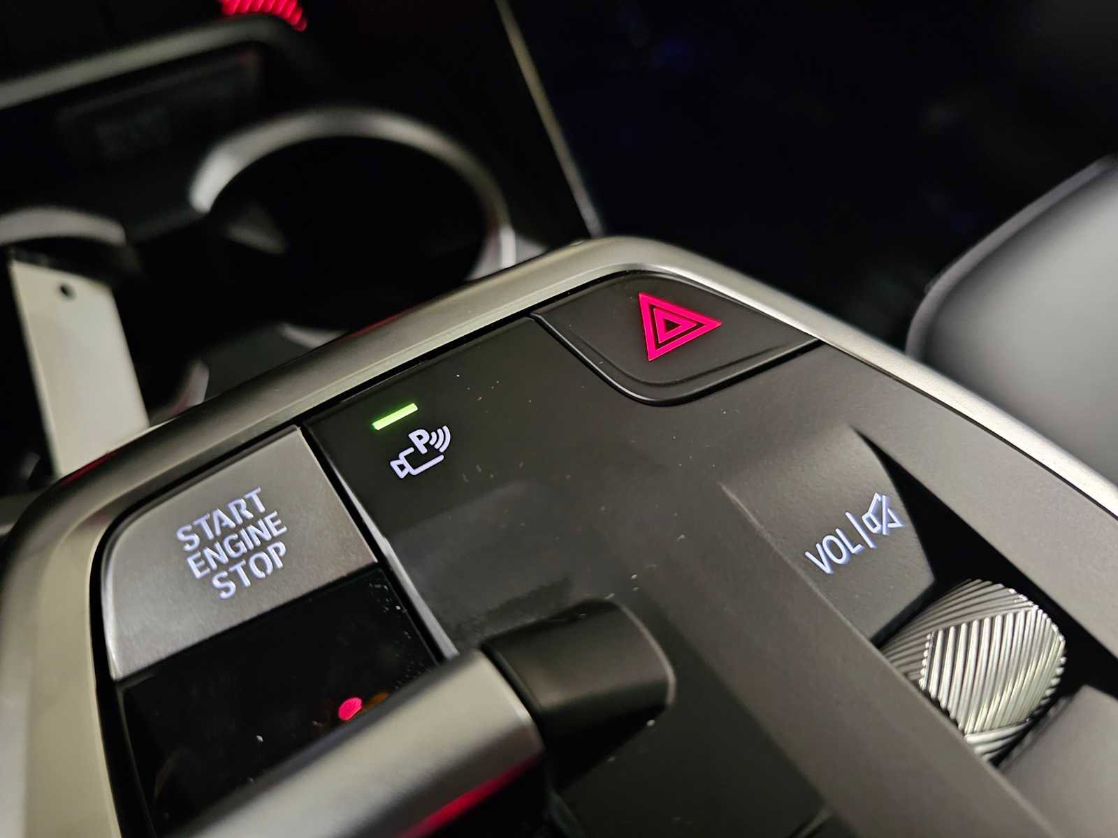 New 2026 BMW X2 xDrive28i w/ Technology Package image 25