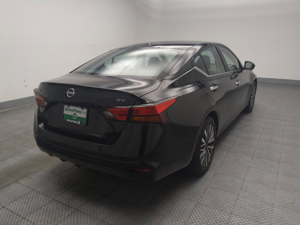 Used 2024 Nissan Altima 2.5 SV FWD image 9