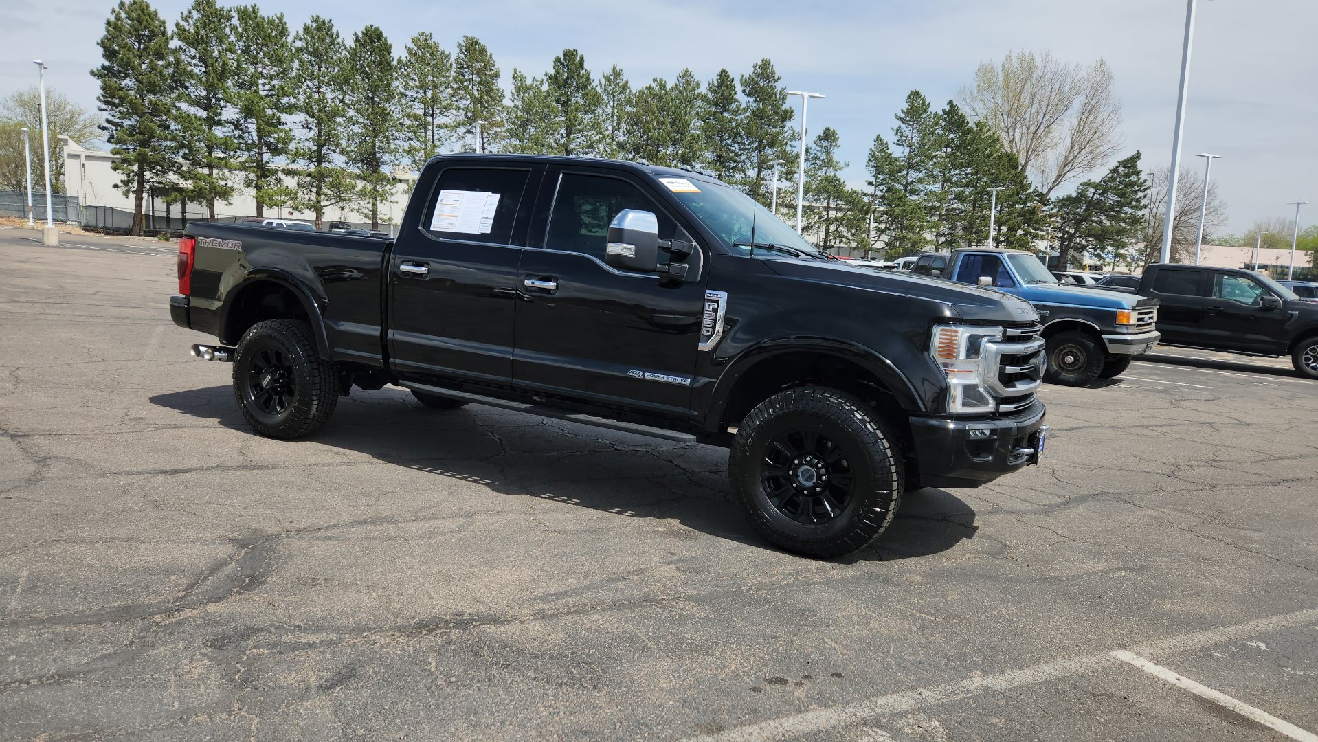 Used 2022 Ford F250 Platinum w/ Tremor Off-Road Package image 18
