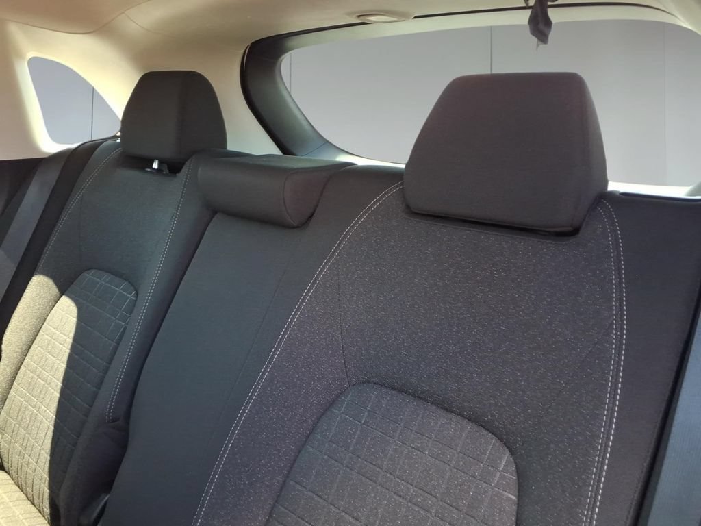 Used 2024 Honda HR-V LX image 12