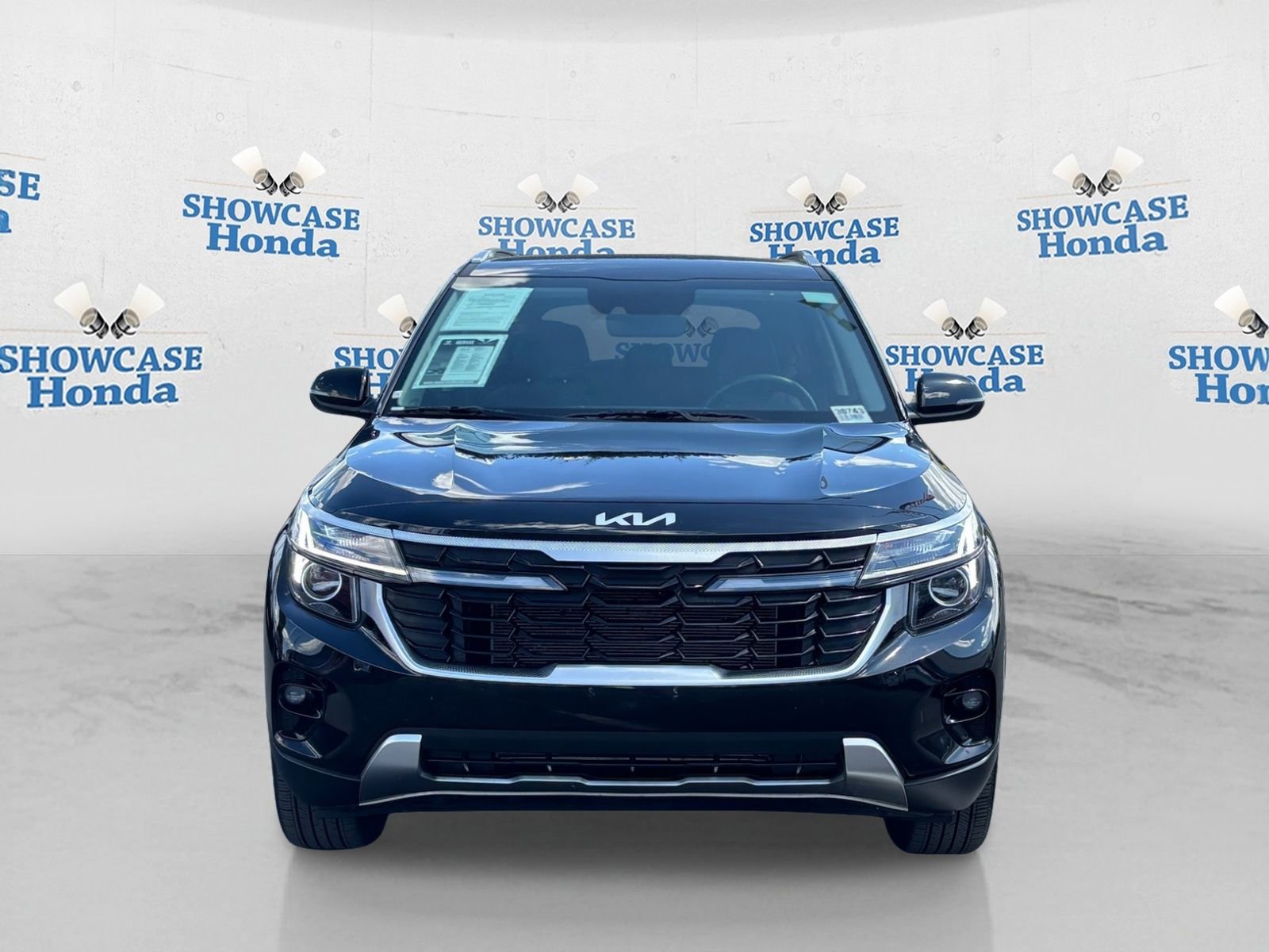 Used 2025 Kia Seltos S image 6