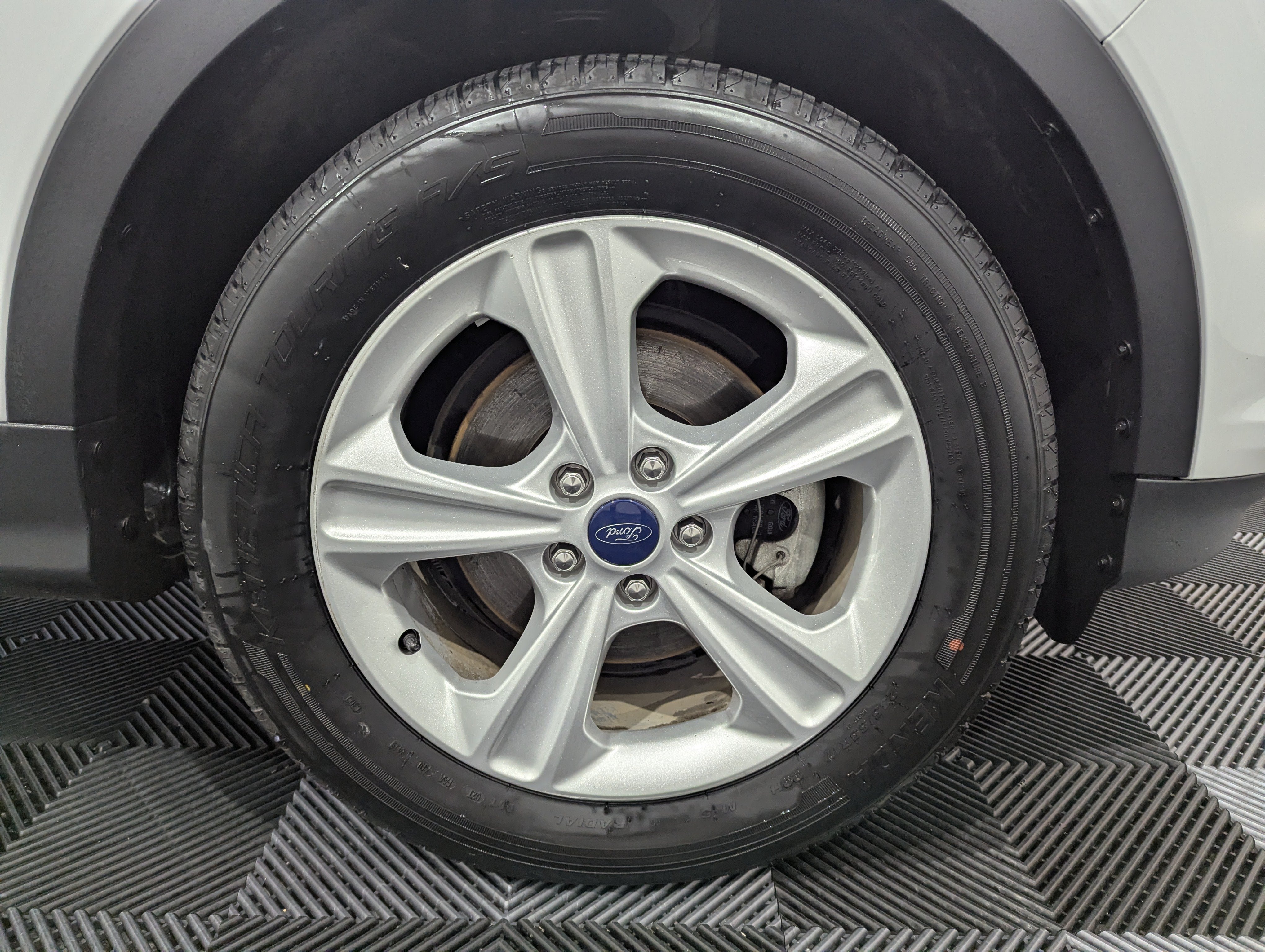Used 2016 Ford Escape SE FWD image 6