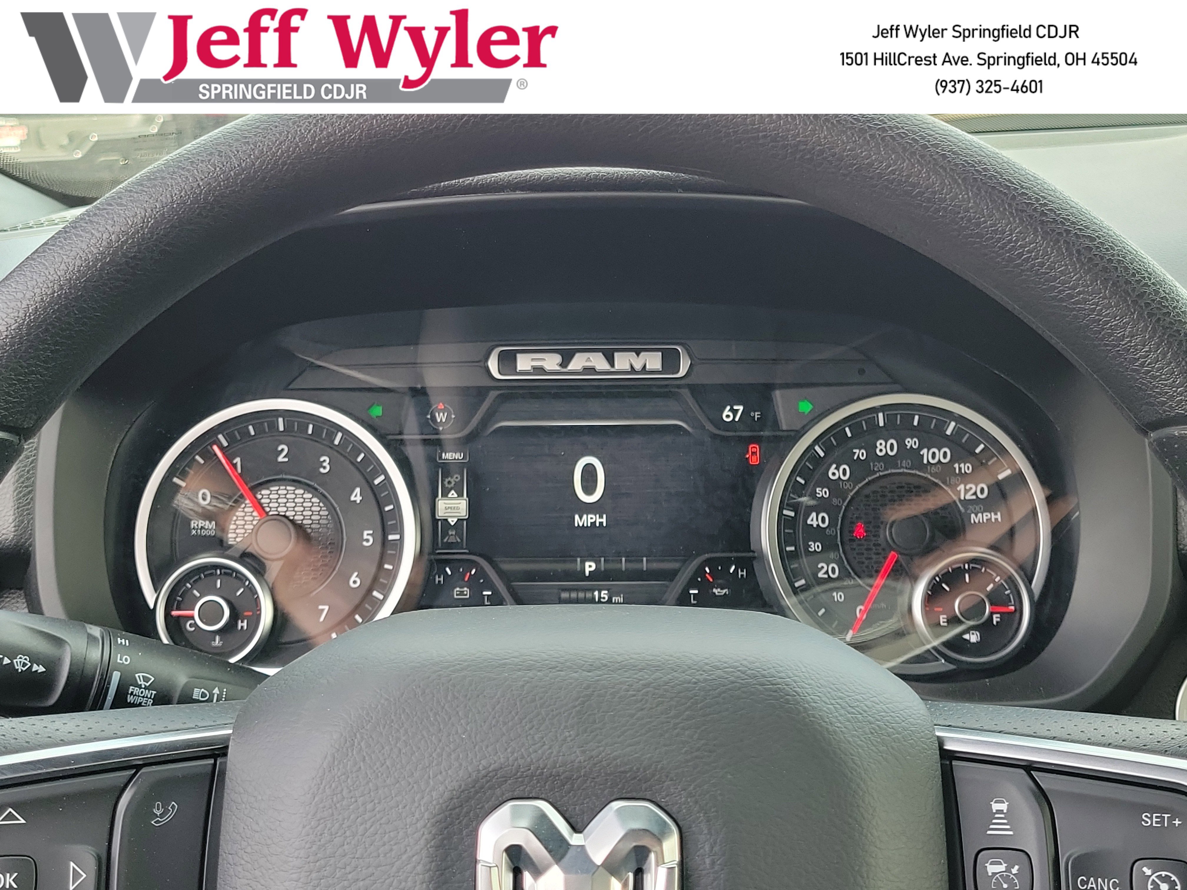 New 2026 RAM 1500 Express AWD/4WD image 9