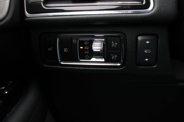 Certified 2023 Lincoln Navigator L Reserve image 8