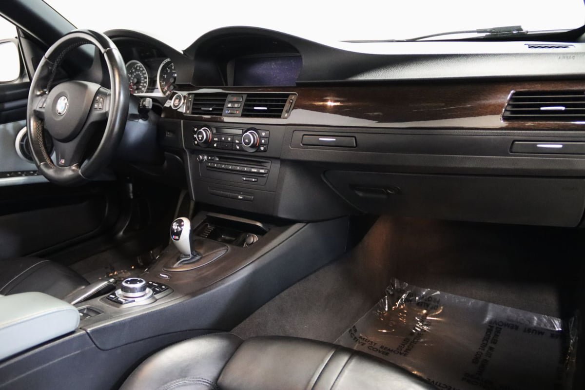 Used 2011 BMW M3 Convertible RWD image 56
