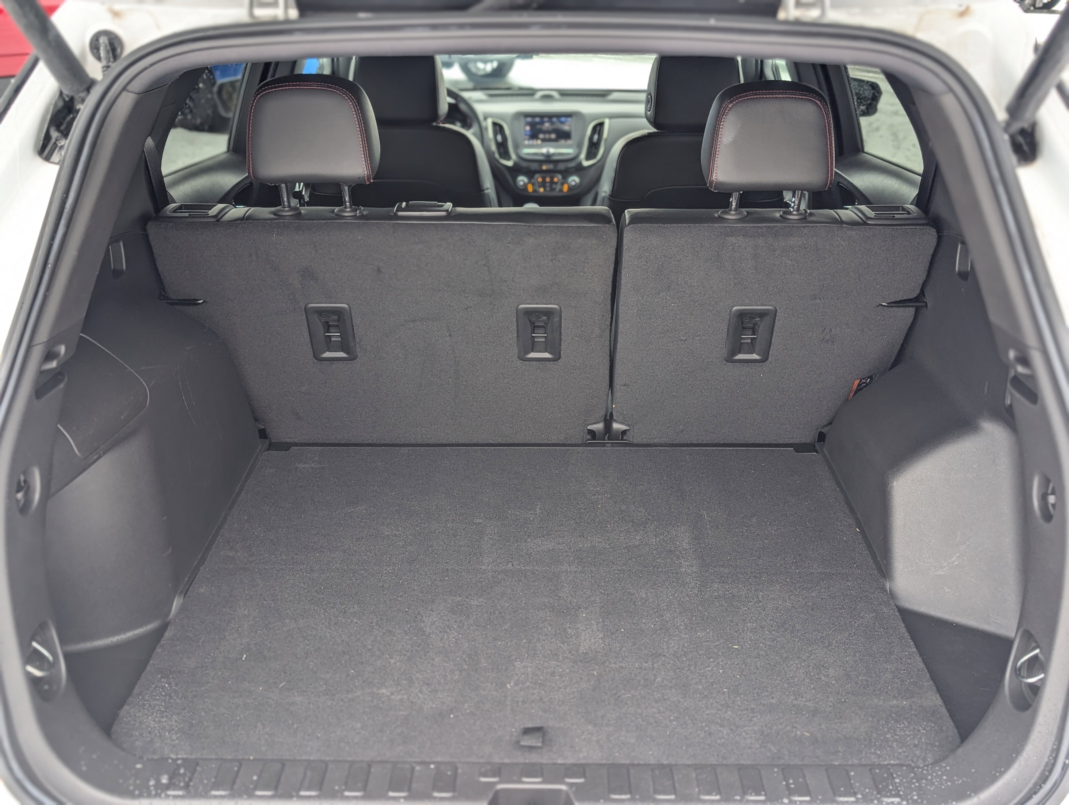 Used 2023 Chevrolet Equinox RS image 36