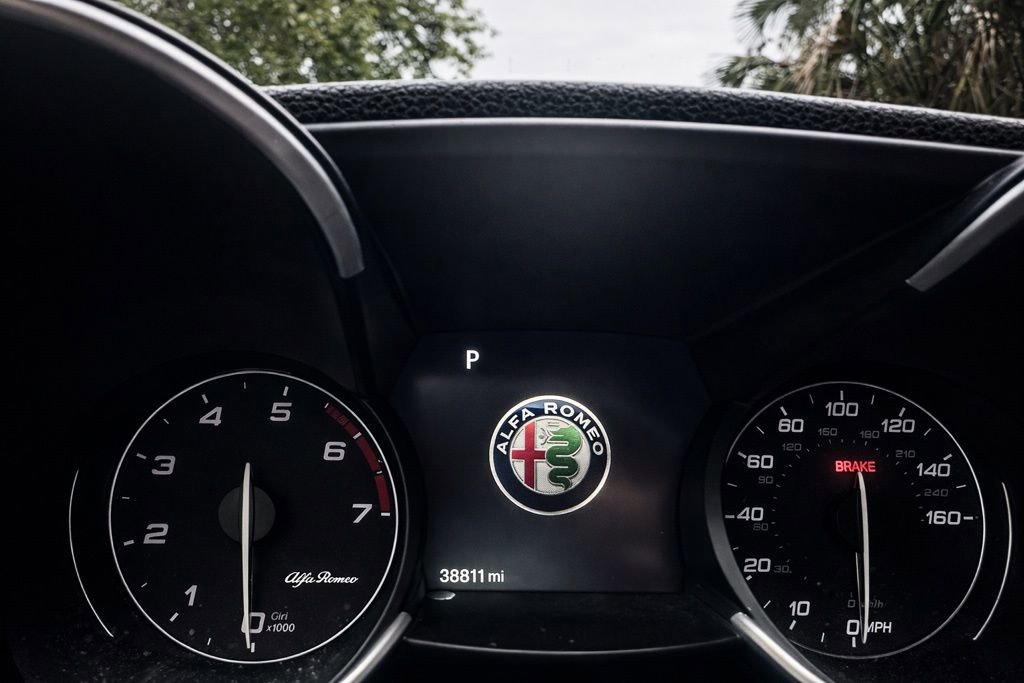 Used 2023 Alfa Romeo Giulia Veloce image 15