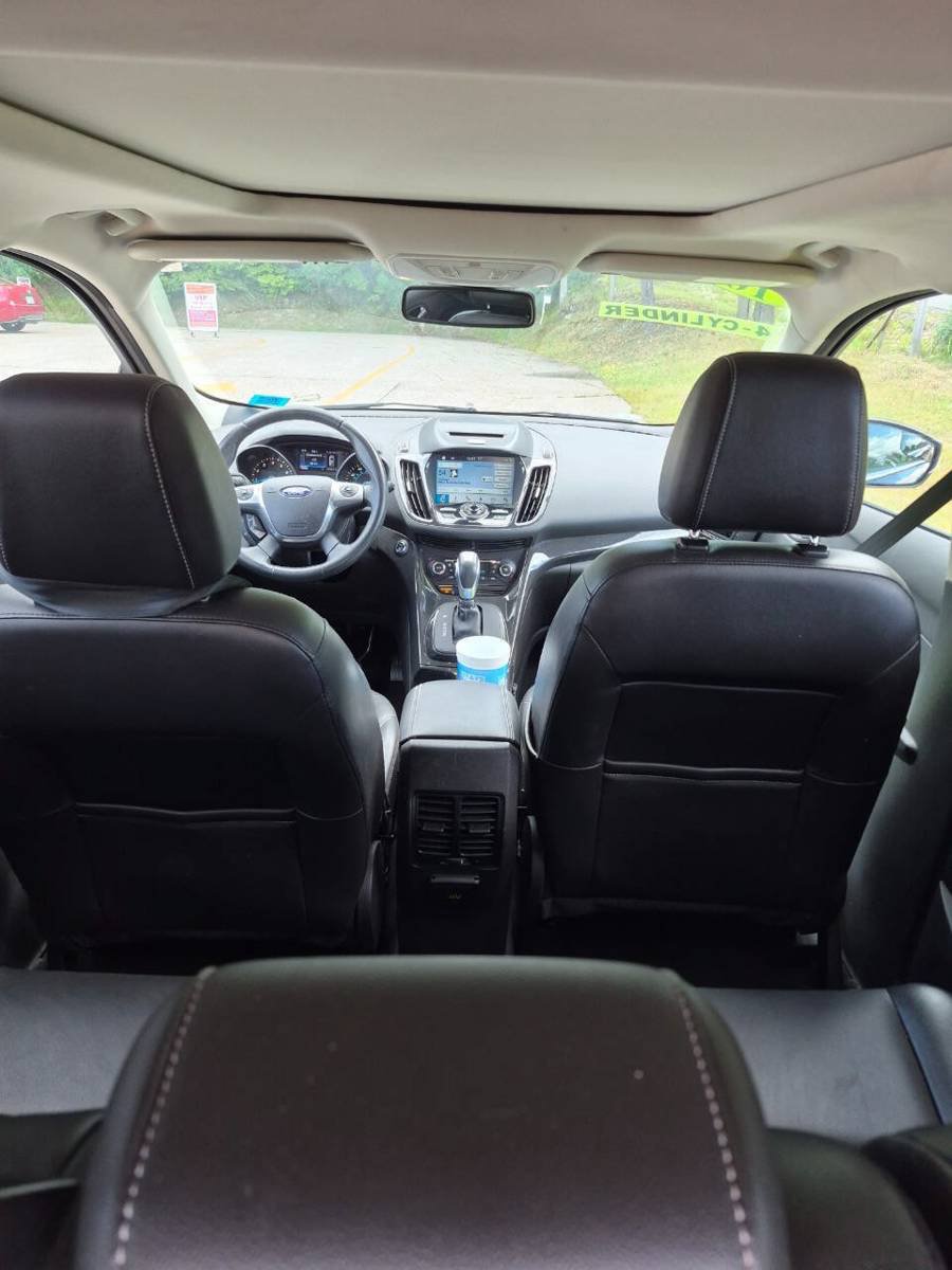 Used 2016 Ford Escape Titanium AWD/4WD image 17