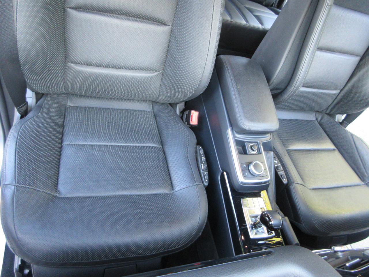 Used 2017 Mercedes-Benz G 550 image 31