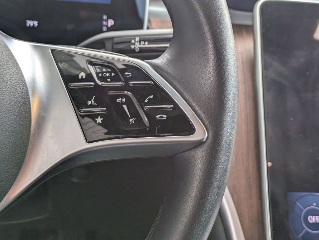 Used 2025 Mercedes-Benz C 300 4MATIC Sedan image 20