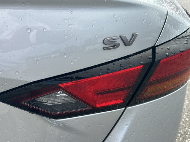 Certified 2023 Nissan Altima 2.5 SV FWD image 11