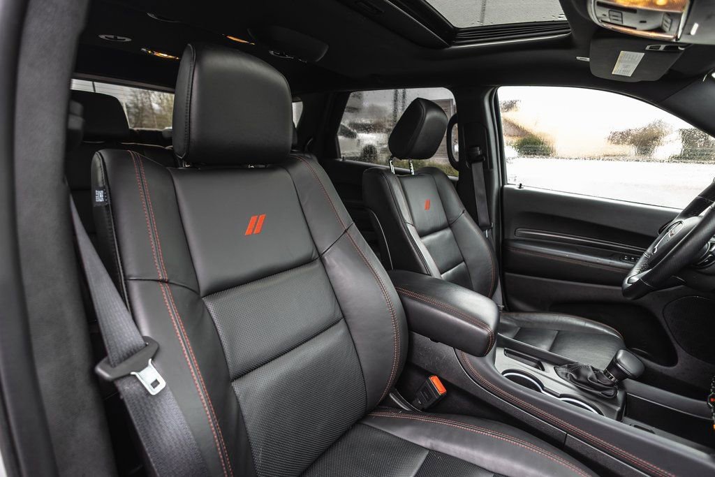 Used 2025 Dodge Durango GT image 29