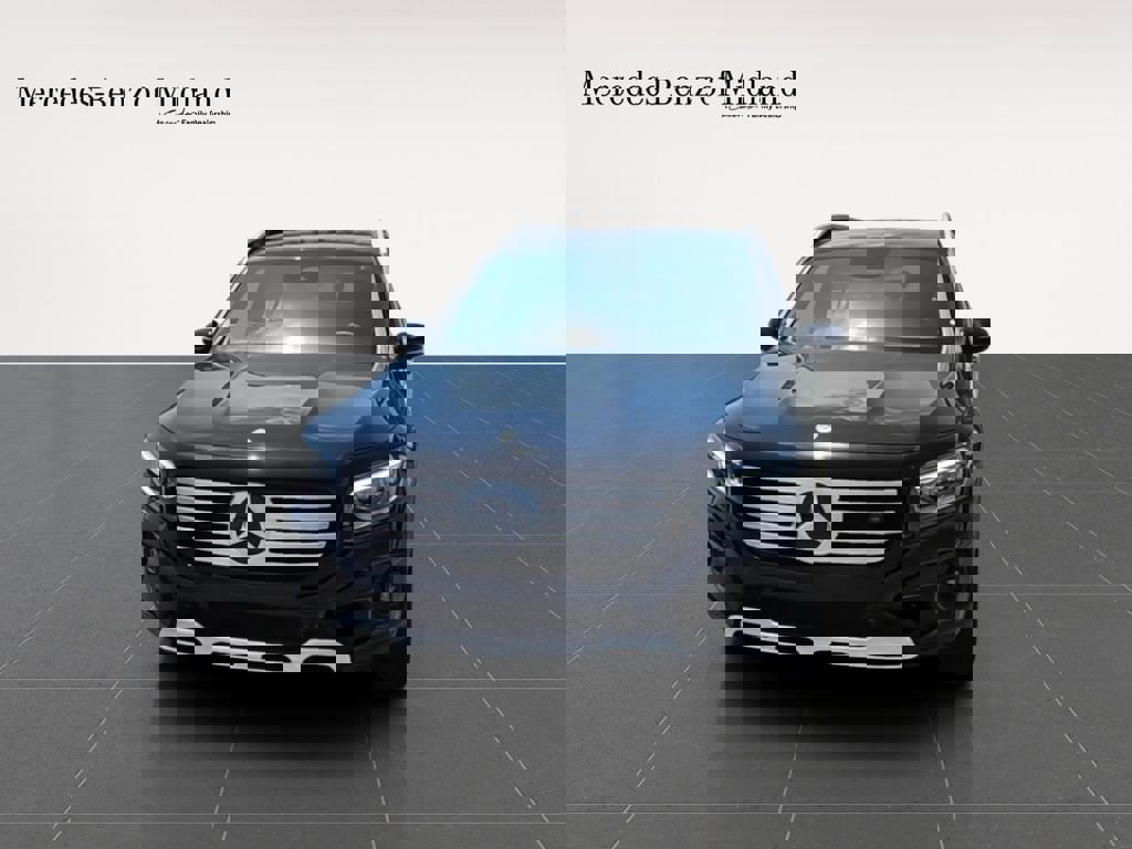 New 2025 Mercedes-Benz GLB 250 image 3