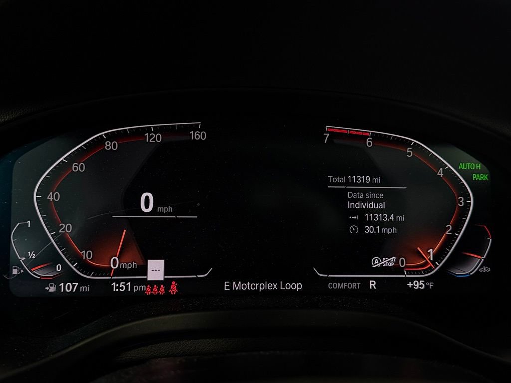 Used 2025 BMW X4 xDrive30i AWD/4WD image 18